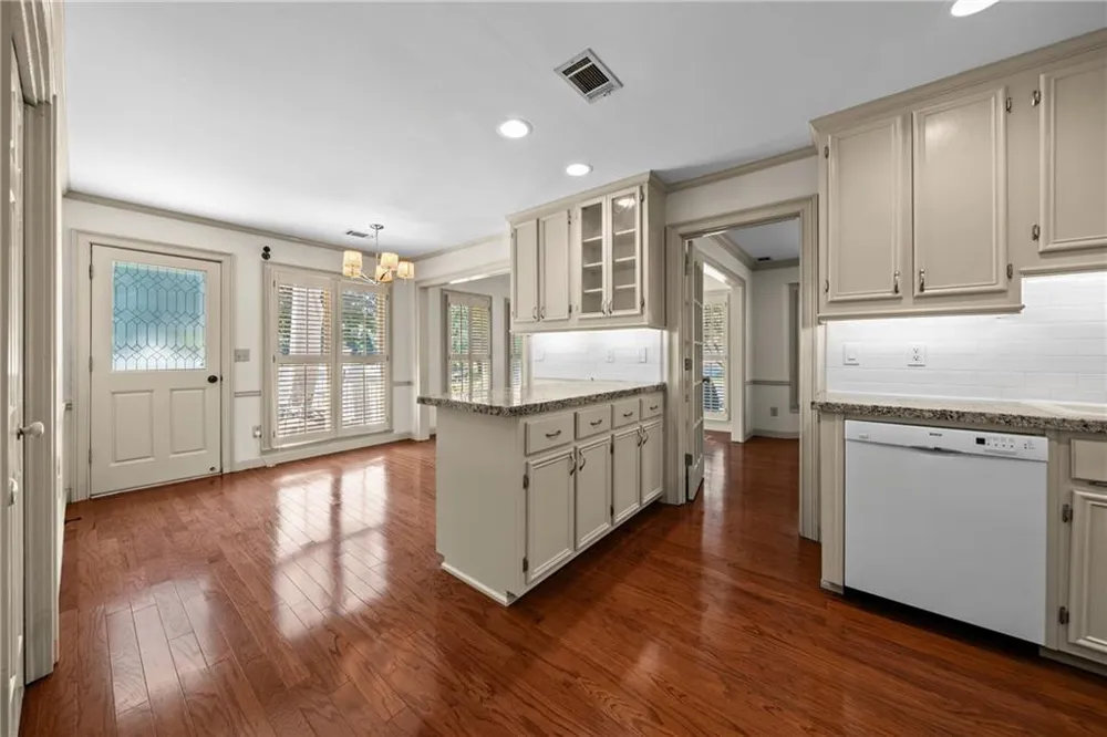 130 Brickleberry Drive Roswell, GA 30075