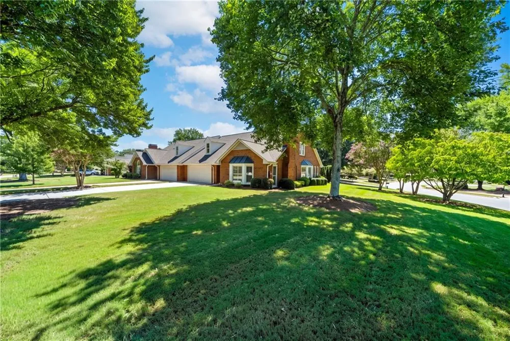 130 Brickleberry Drive Roswell, GA 30075
