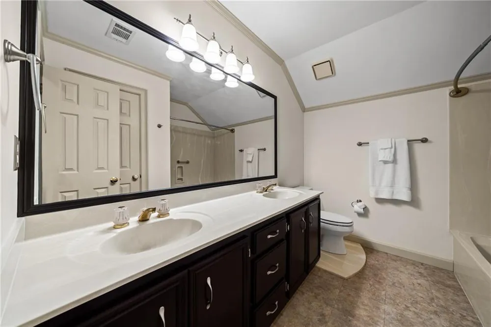 130 Brickleberry Drive Roswell, GA 30075