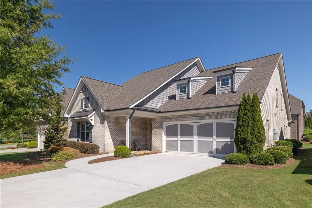 6025 Overlook Club Circle Suwanee, GA 30024