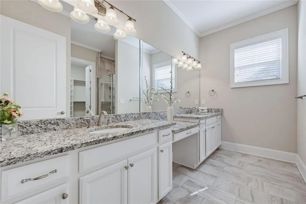 6025 Overlook Club Circle Suwanee, GA 30024