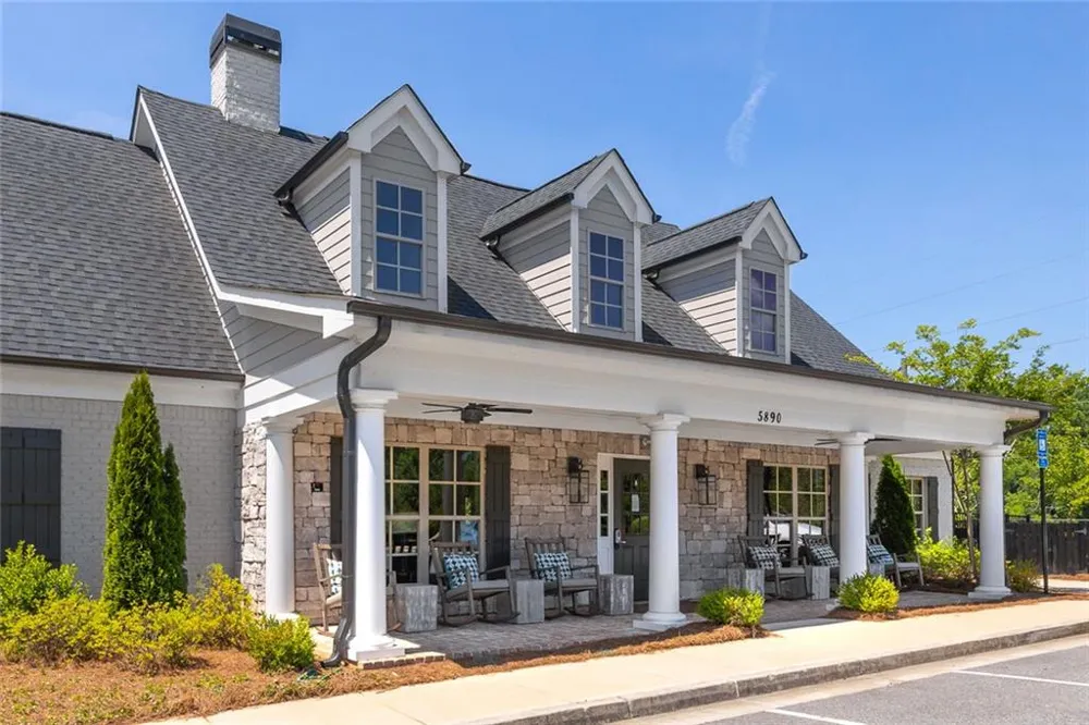 6025 Overlook Club Circle Suwanee, GA 30024