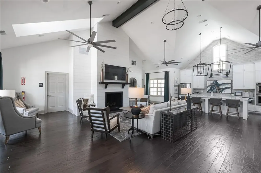 6025 Overlook Club Circle Suwanee, GA 30024