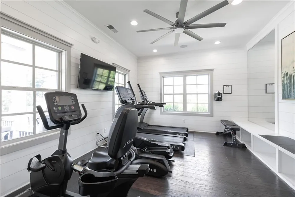 6025 Overlook Club Circle Suwanee, GA 30024