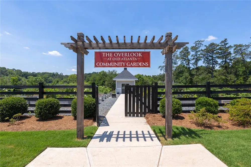 6025 Overlook Club Circle Suwanee, GA 30024