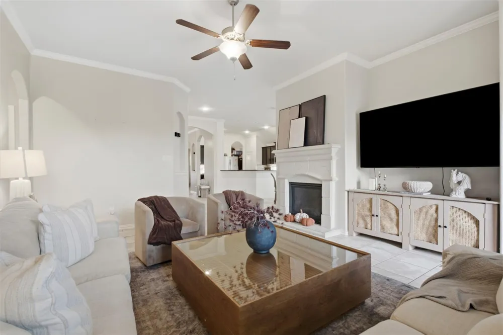8218 Bay Run Avenue Baytown, TX 77521
