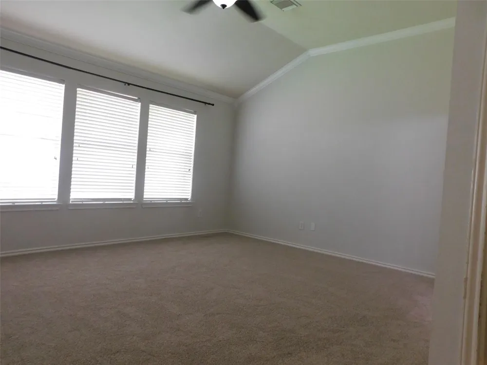 3334 Pebble Beach Lane Pearland, TX 77584