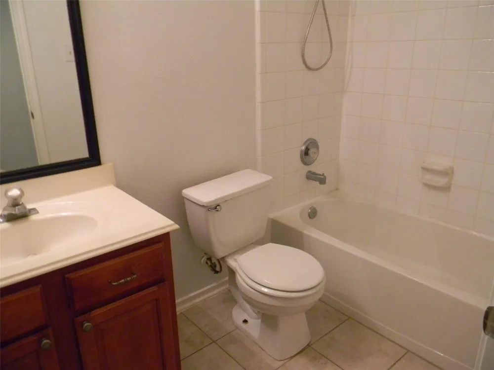3334 Pebble Beach Lane Pearland, TX 77584