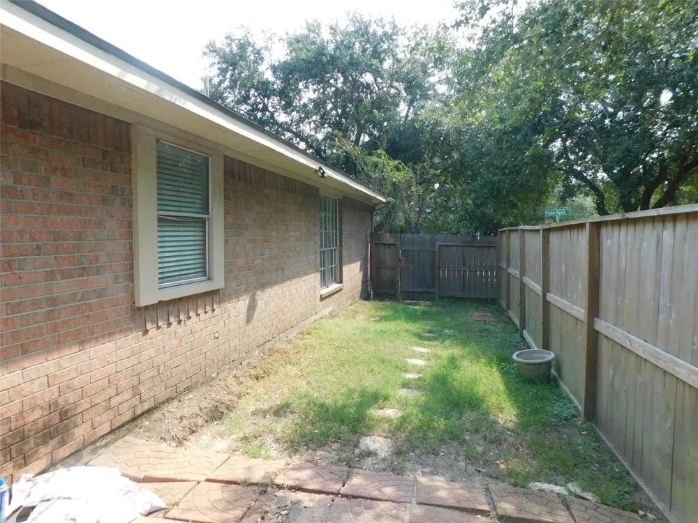 3334 Pebble Beach Lane Pearland, TX 77584