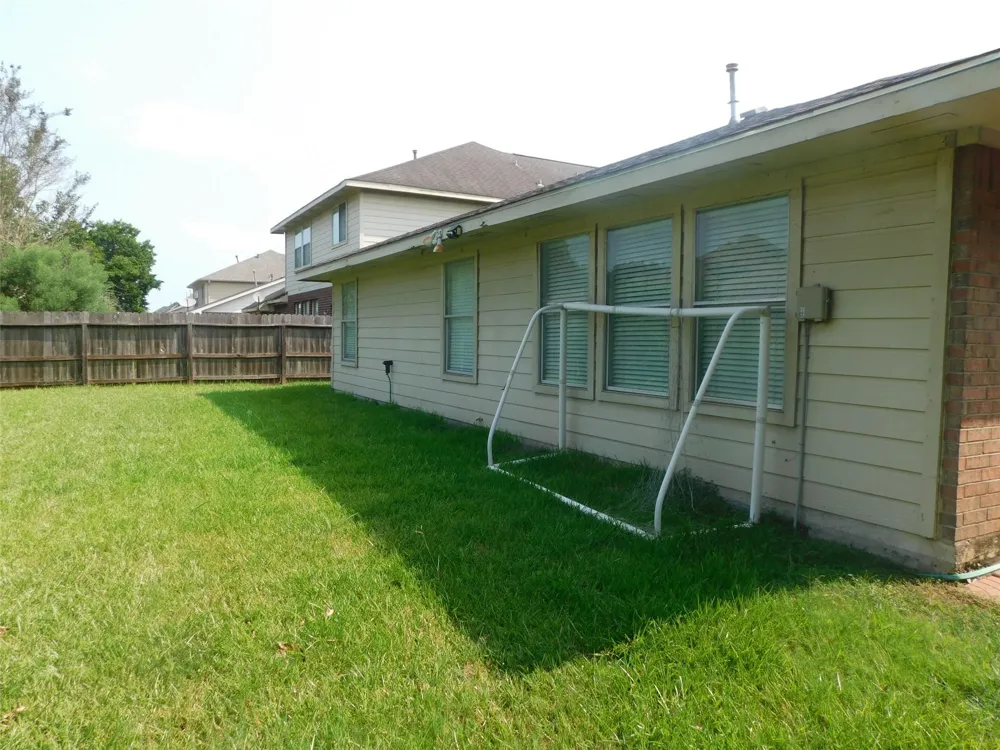 3334 Pebble Beach Lane Pearland, TX 77584