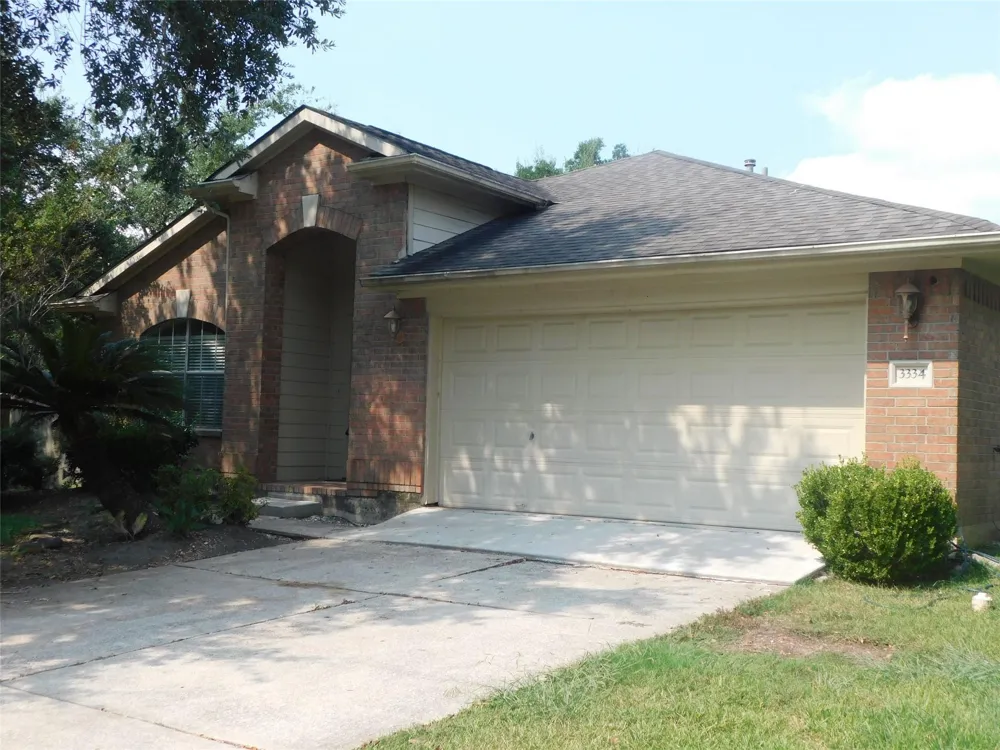 3334 Pebble Beach Lane Pearland, TX 77584