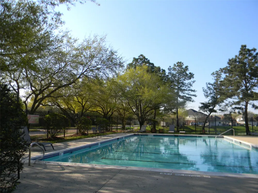 3334 Pebble Beach Lane Pearland, TX 77584