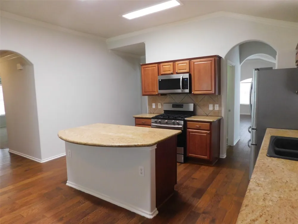 3334 Pebble Beach Lane Pearland, TX 77584