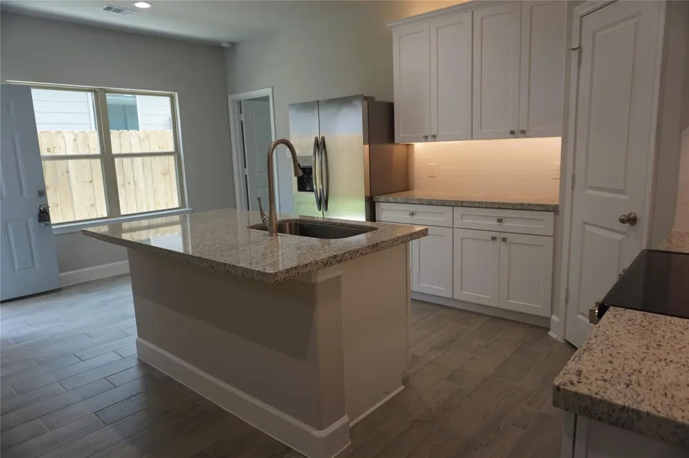 11925 Nelwood Willis, TX 77318