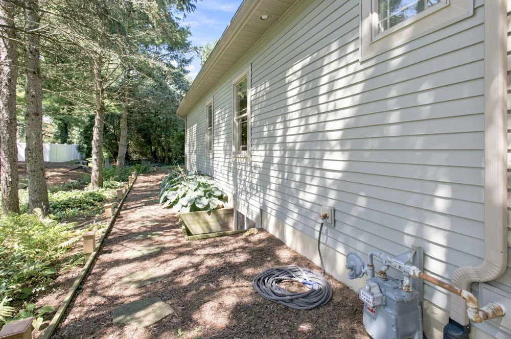 2992 E Bluffwood Terrace St. Joseph, MI 49085