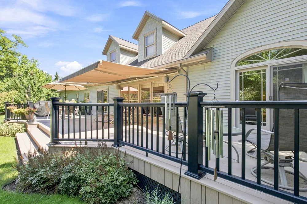 2992 E Bluffwood Terrace St. Joseph, MI 49085