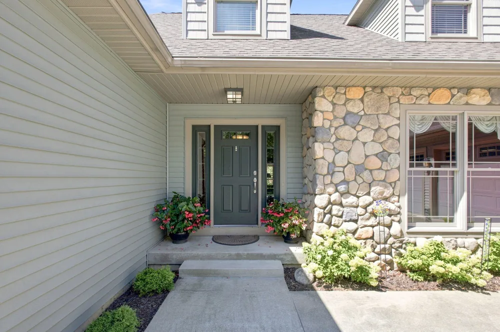 2992 E Bluffwood Terrace St. Joseph, MI 49085