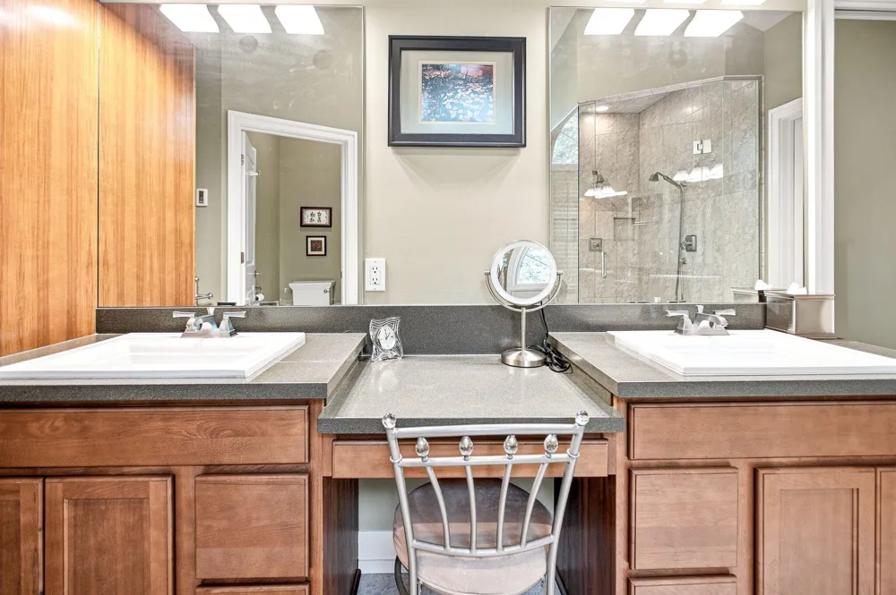 2992 E Bluffwood Terrace St. Joseph, MI 49085