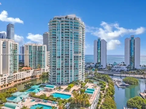 16400 Collins Ave #542