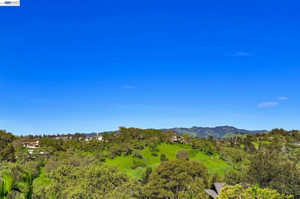 166 Castle Crest Rd Alamo, CA 94507