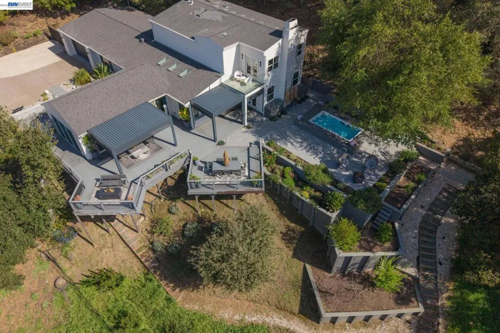 166 Castle Crest Rd Alamo, CA 94507