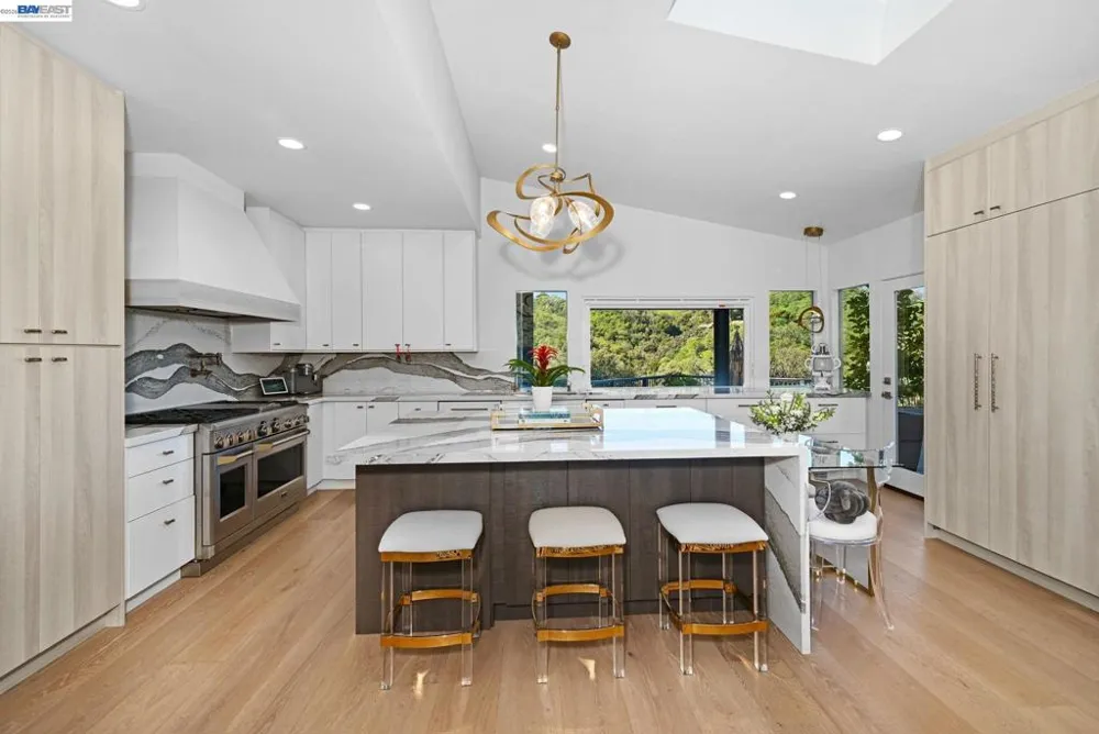166 Castle Crest Rd Alamo, CA 94507