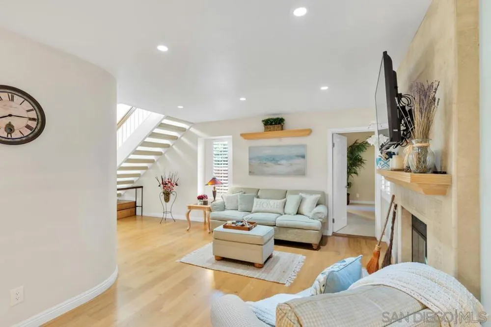 11992 Avenida Marcella El Cajon, CA 92019