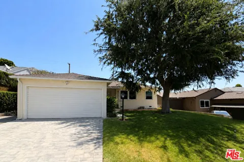 2812 Jolley Drive