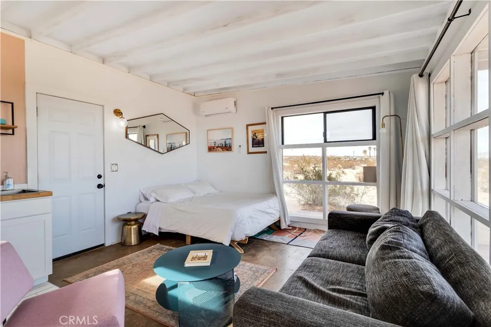 2240 Bluegrass Avenue 29 Palms, CA 92277