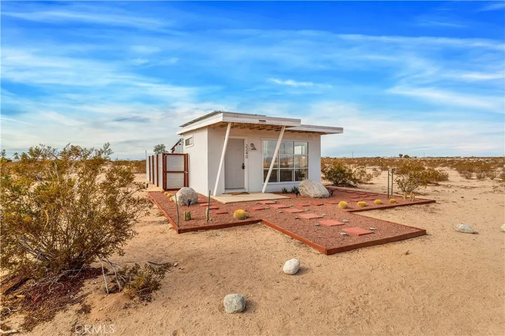 2240 Bluegrass Avenue 29 Palms, CA 92277