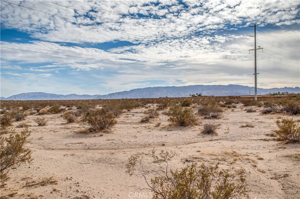 2240 Bluegrass Avenue 29 Palms, CA 92277