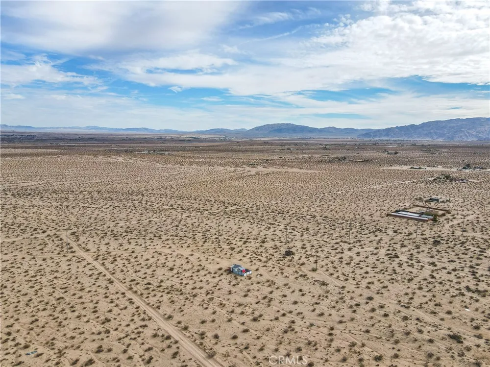 2240 Bluegrass Avenue 29 Palms, CA 92277