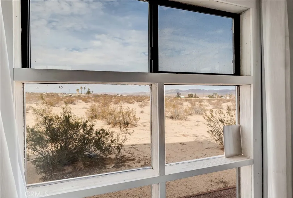 2240 Bluegrass Avenue 29 Palms, CA 92277