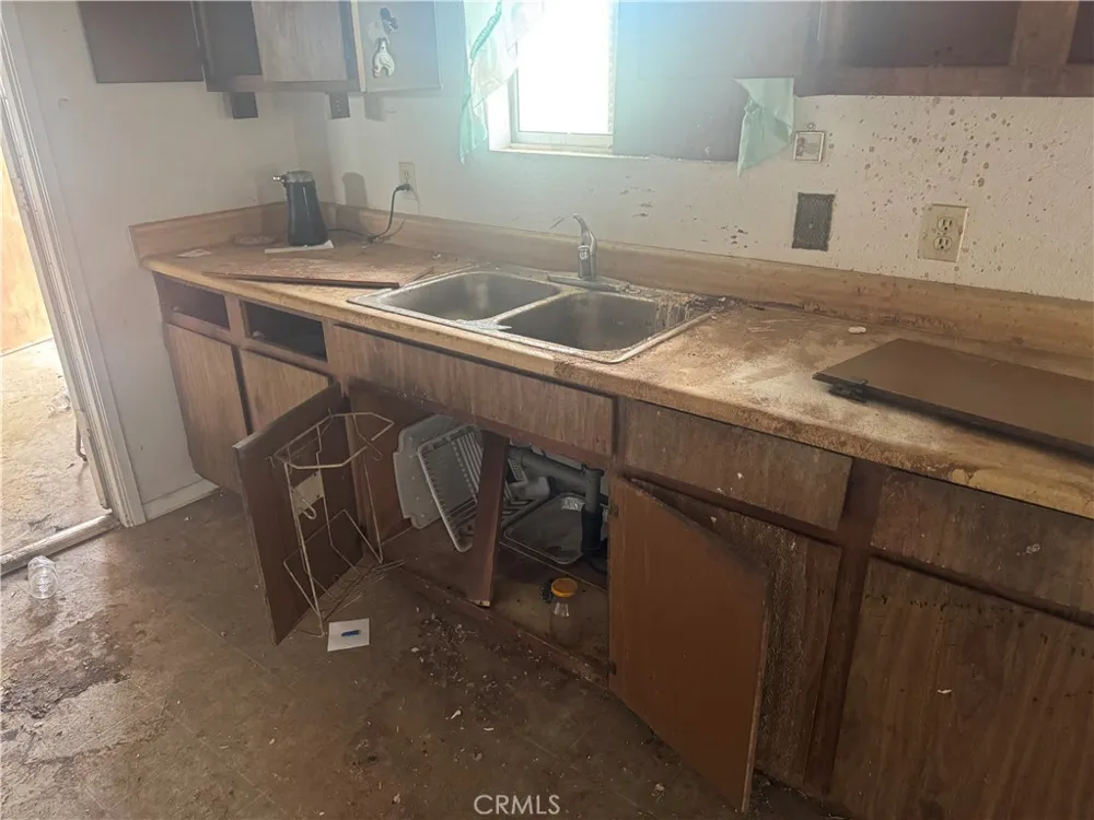 3601 Balsa Yucca Valley, CA 92284