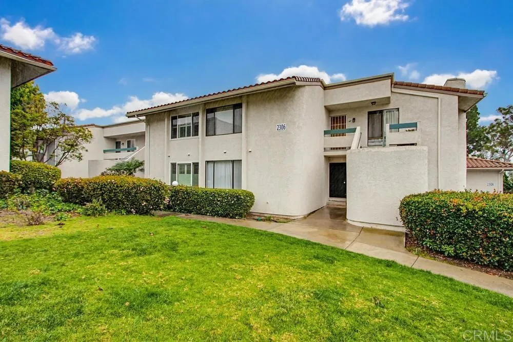 2306 Altisma Way #215 Carlsbad, CA 92009