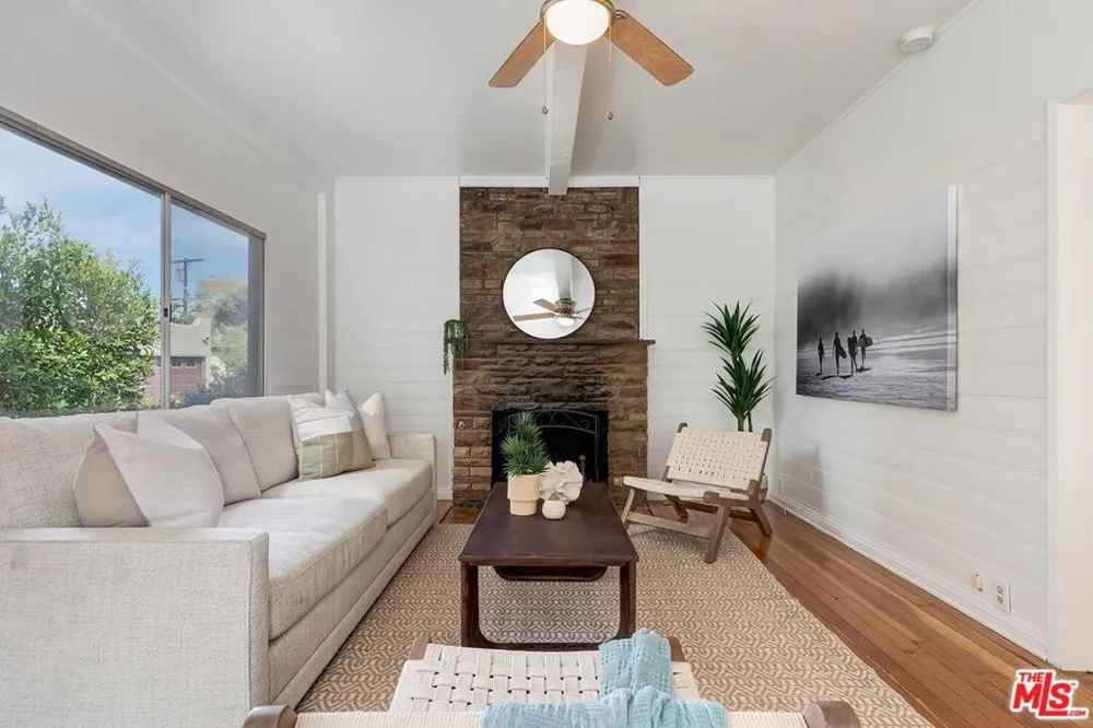 1921 6th Street Santa Monica, CA 90405