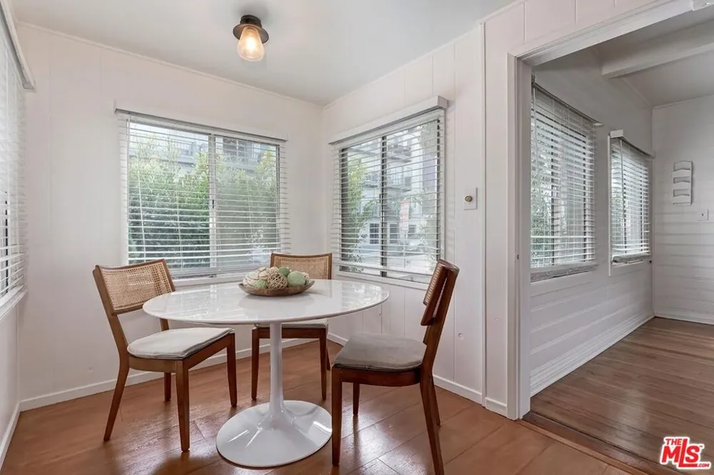 1921 6th Street Santa Monica, CA 90405