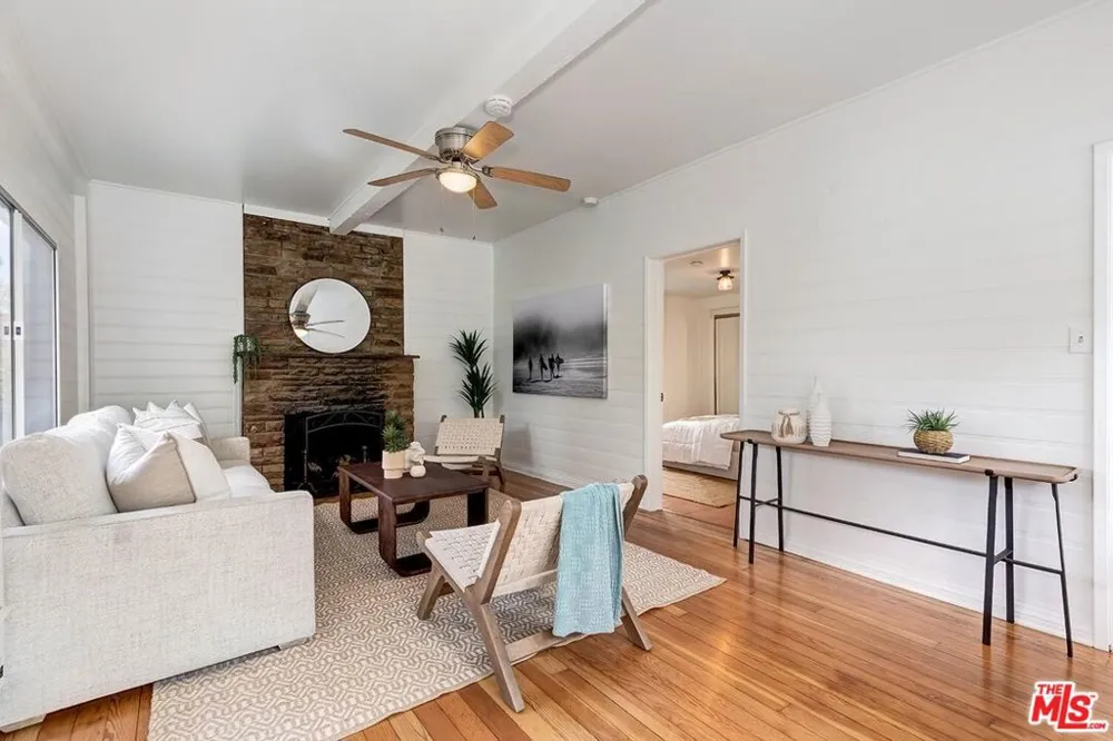 1921 6th Street Santa Monica, CA 90405