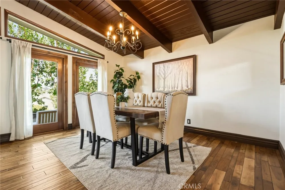 155 Malcolm Drive Pasadena, CA 91105