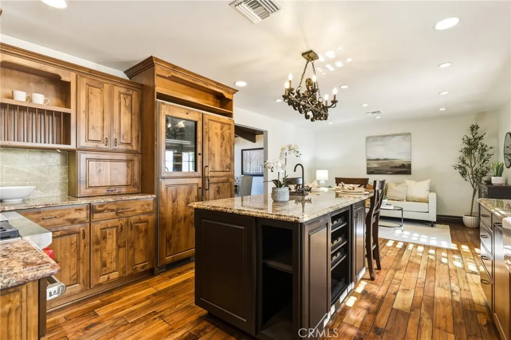 155 Malcolm Drive Pasadena, CA 91105
