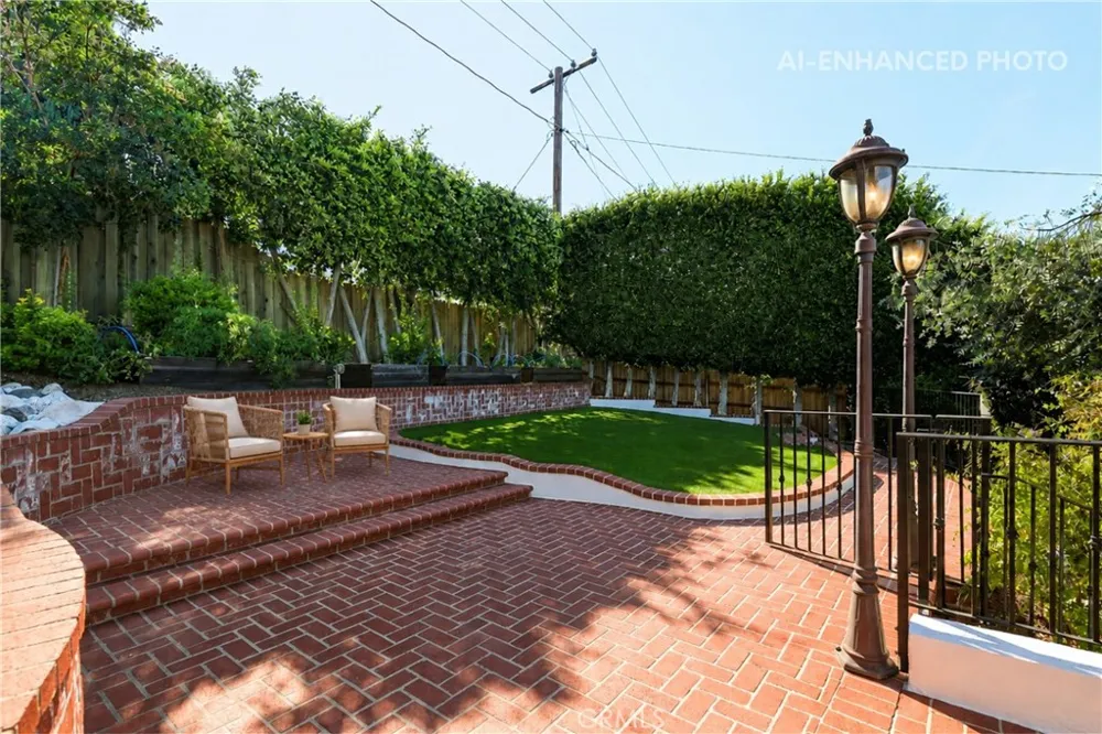 155 Malcolm Drive Pasadena, CA 91105