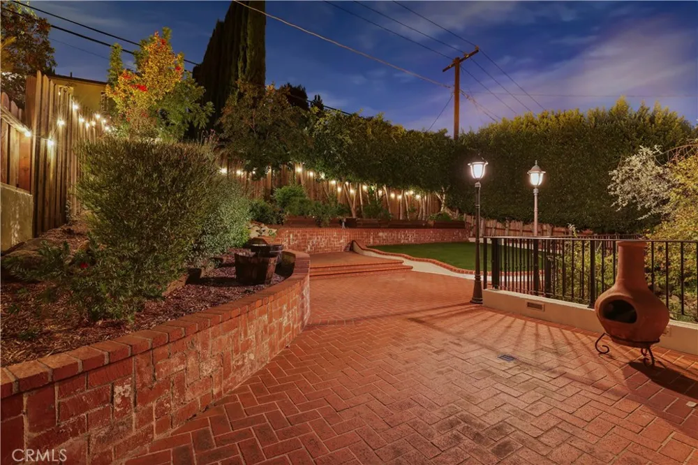 155 Malcolm Drive Pasadena, CA 91105
