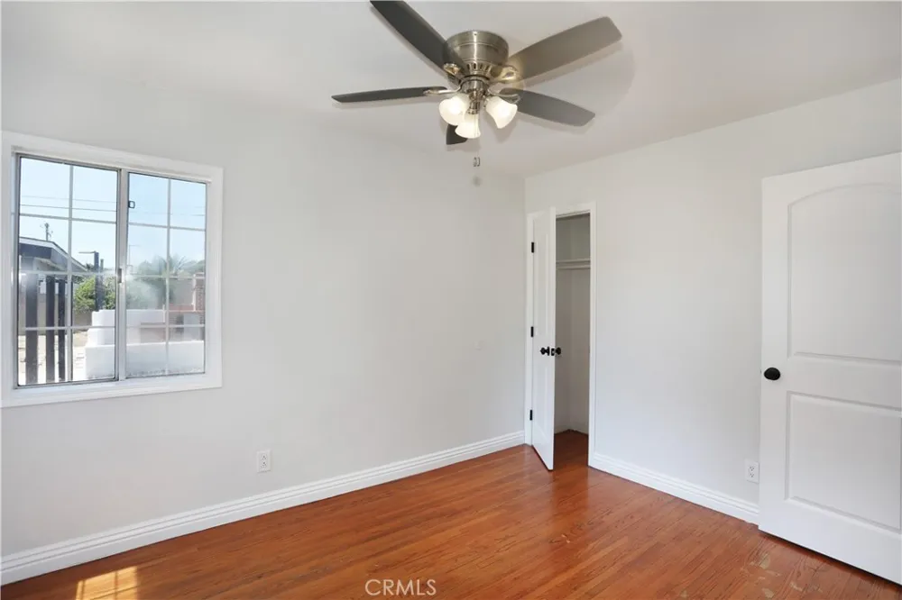812 Louise Santa Ana, CA 92703