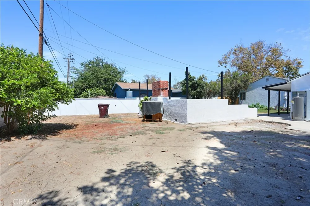 812 Louise Santa Ana, CA 92703