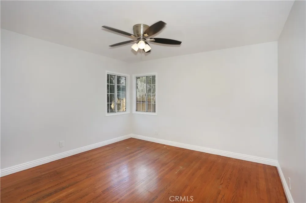 812 Louise Santa Ana, CA 92703