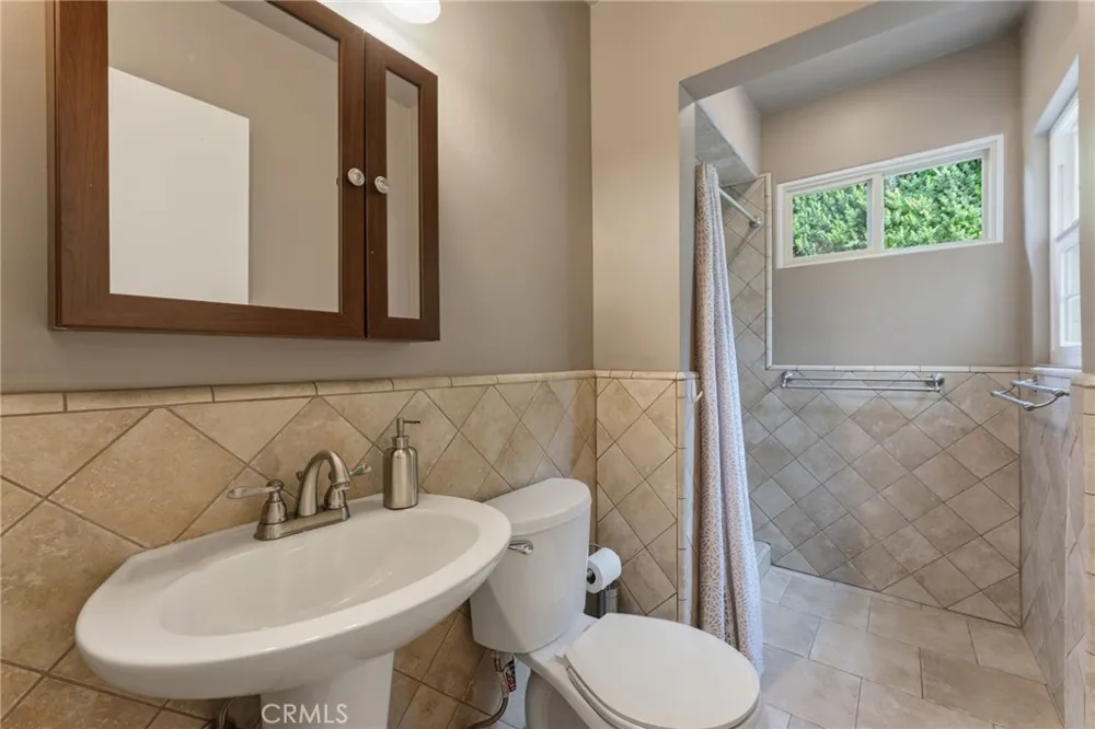 2812 Jolley Burbank, CA 91504