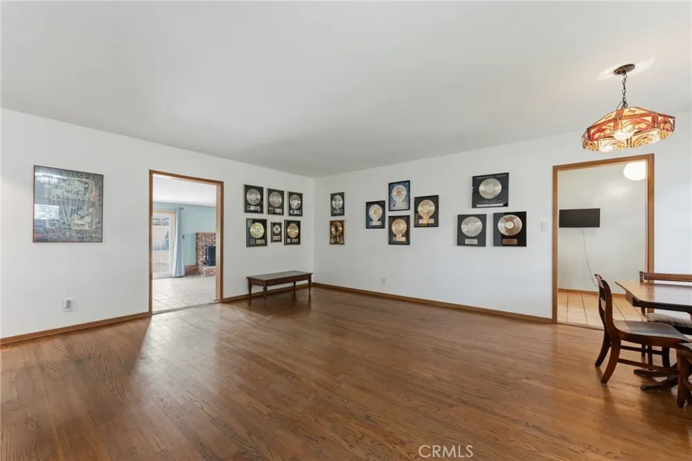 2812 Jolley Burbank, CA 91504