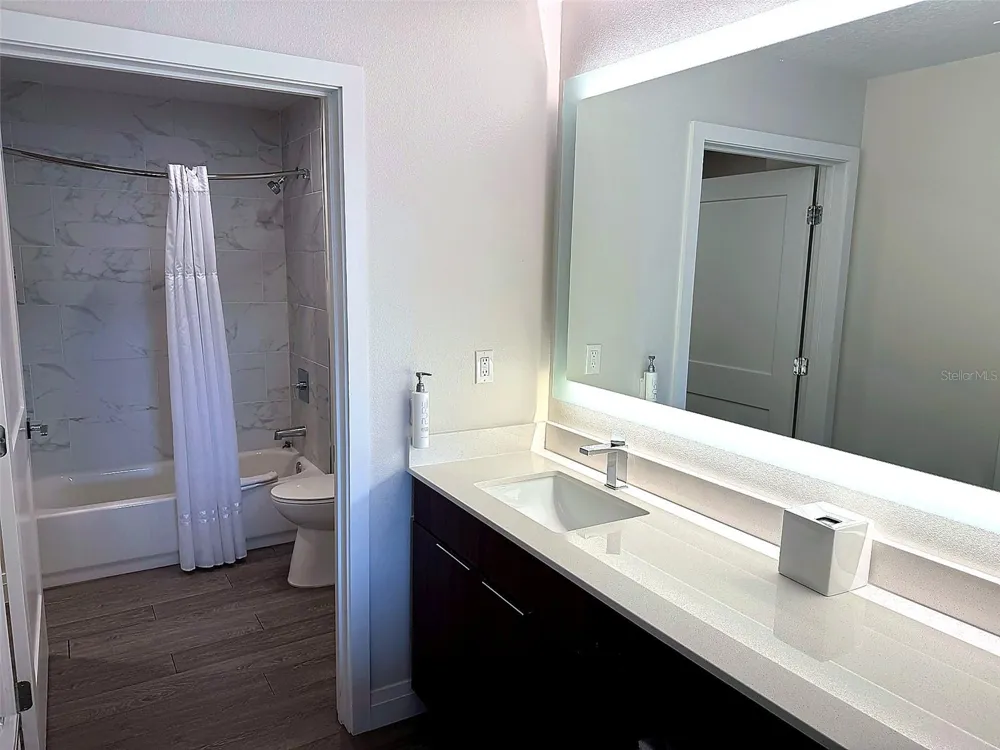 14501 GROVE RESORT AVENUE #2623 Winter Garden, FL 34787
