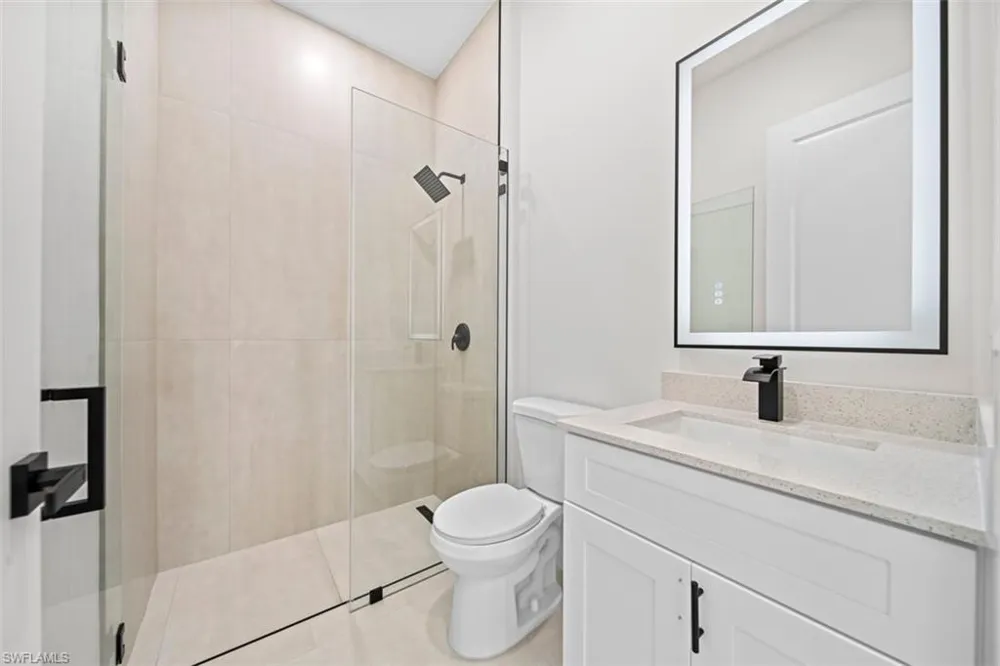 29 Trafalgar Parkway Cape Coral, FL 33991