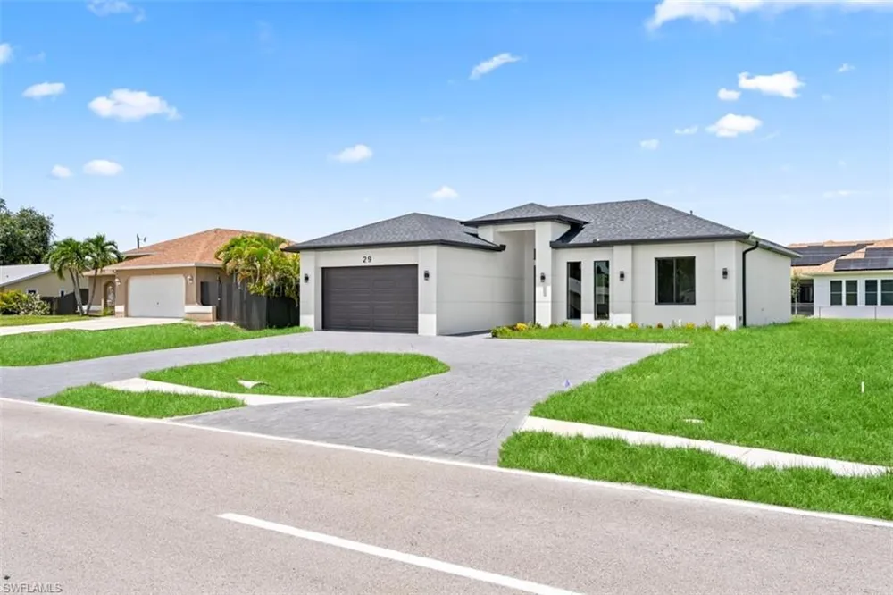 29 Trafalgar Parkway Cape Coral, FL 33991